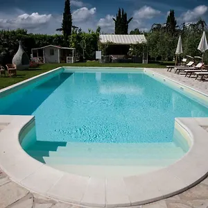 Cevoli Country , Lari Italy