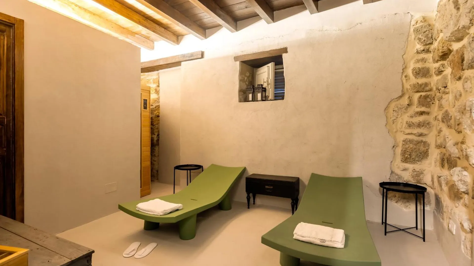 Locanda Sette Fate Spa E Solarium Palermo 2*,